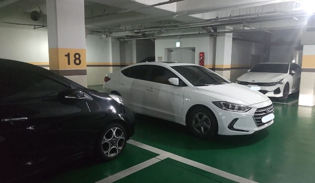 韓国の駐車場事情【目の前に車を停められる】